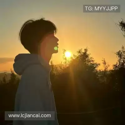 冯崧余